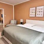 Gemuetliches Apartment In Neukoelln - Privat Parkplatz